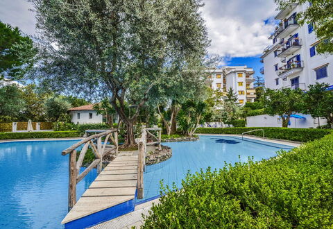 Casa Primavera: Blue, Swimming Pool, Resort, Apartment, Hotel, Condominium, Reflection, Resort Town, Eco Hotel, Reflecting Pool