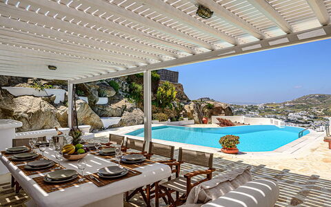 Villa Valentine