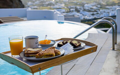 Villa Valentine: Furniture, Tableware, Serveware, Drinkware, Breakfast, Dishware, Food, Chair, Plate