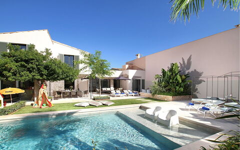 Villa Amaranta: Swimming Pool, Residential Area, Resort, Home, Estate, Eco Hotel, Composite Material, Thermae, Outdoor Furniture, Villa