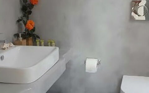 Villa Elmas: Toilet Seat, Plumbing Fixture, Toilet, Bathroom, Plumbing, Ceramic, Sink, Tap, Tile, Mirror