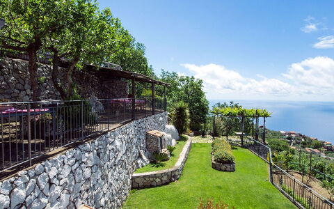 Villa Tortuga: Garden, Landscaping, Fence, Yard, Eco Hotel, Walkway, Balcony, Botanical Garden, Flagstone, Backyard