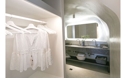 Caldera Suite: Interior Design, Flooring, Floor, Plumbing Fixture, Ceiling, Plumbing, Light Fixture, Bathroom
