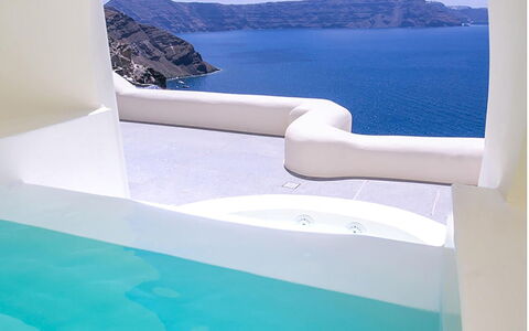 Volcano Suite: Blue, Swimming Pool, Hotel