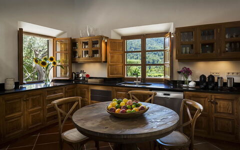 Villa Maggy: Furniture, Interior Design, Kitchen, Flooring, Cabinetry, Wood, Home, Countertop, Lighting, Table