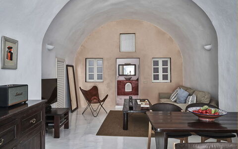 Villa Ivi: Furniture, Flooring, Interior Design, Floor, Ceiling, Apartment, Light Fixture, Chair, Living Room, Lamp