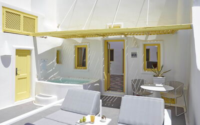 Mandra Suite