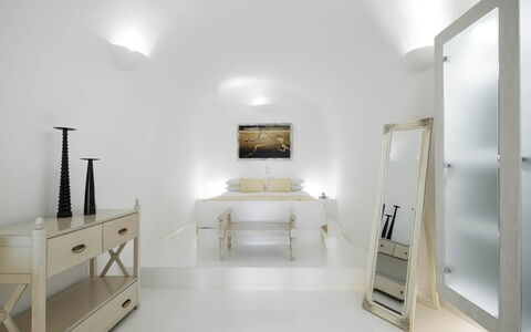 Alegria Suite: Wall, Interior Design, Flooring, Ceiling, Floor, Lighting, Bedroom, Furniture, Bed, Room