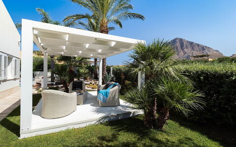 Villa Rossini: Furniture, Shade, Outdoor Furniture, Pergola, Garden, Outdoor Structure, Resort, Patio, Eco Hotel, Chair