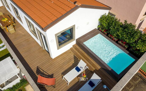 The Ivy Villa: Swimming Pool, Home, Composite Material, Resort, Estate, Leisure, Eco Hotel, Balcony, Villa, Hotel