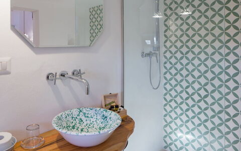 Villa Salentina: Interior Design, Bathroom, Plumbing Fixture, Flooring, Floor, Home, Plumbing, Tile, Room, Tap