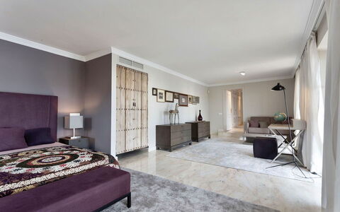 Villa Serrano: Furniture, Flooring, Interior Design, Floor, Ceiling, Wood, Bed, Room, Bedroom, Apartment