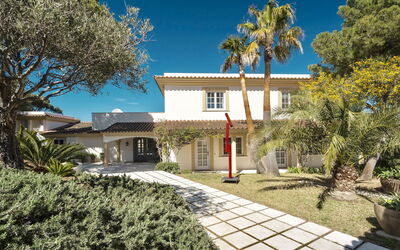 Villa Serrano