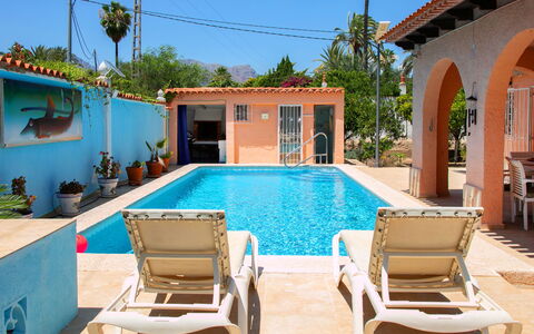 Sandra: Water, Furniture, Plant, Property, Sky, Swimming Pool, Azure, Blue, Chair, Tree