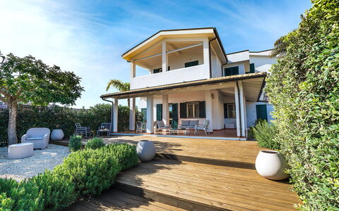 Stella Marina: Home, Residential Area, House, Estate, Shade, Porch, Villa, Landscaping, Mansion, Garden