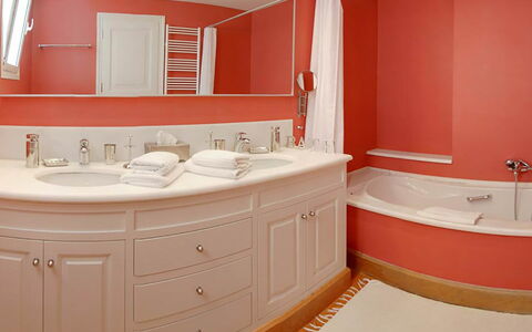 Villa Aspro: Plumbing Fixture, Bathroom, Red, Wall, Interior Design, Flooring, Bathroom Sink, Bathroom Cabinet, Floor, Tap