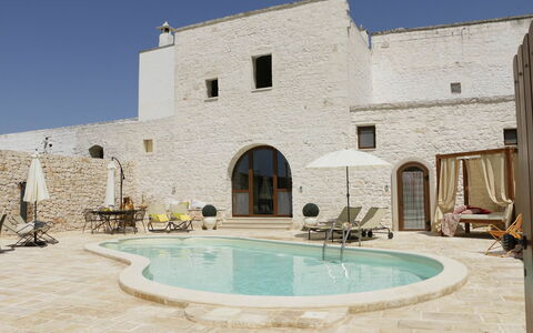 Masseria San Michele: Wall, Architecture, Arch, Door, Swimming Pool, Outdoor Furniture, Estate, Flagstone, Stone Wall, Villa