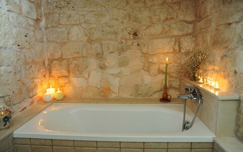 Masseria San Michele: Bathtub, Bathroom, Plumbing Fixture, Wall, Interior Design, Flooring, Tap, Floor, Plumbing, Lighting