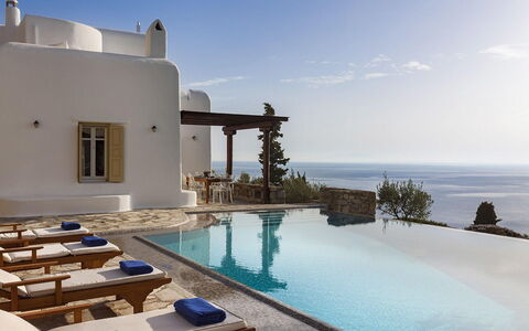 Soleil de Rehnia: Furniture, Sea, Resort, Chair, Ocean, Swimming Pool, Villa, Hotel, Resort Town, Outdoor Furniture