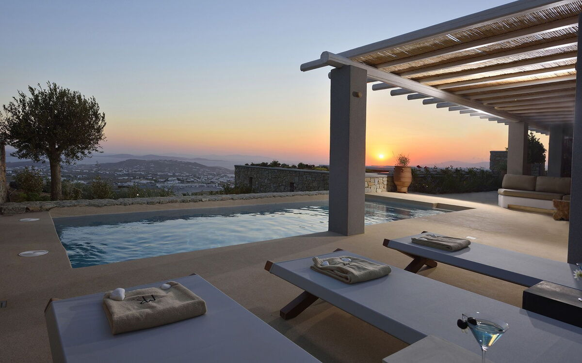 Villa Blue Moon