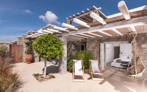 Villa Blue Moon: Flowerpot, Patio, Outdoor Furniture, Pergola, Courtyard, Design, Houseplant, Shade, Outdoor Structure, Balcony