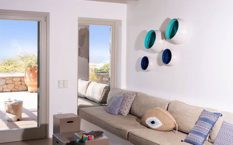 Villa Blue Moon: Furniture, Interior Design, Wall, Home, Flooring, Floor, Room, Lighting, Couch, Living Room