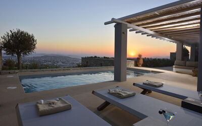 Villa Blue Moon