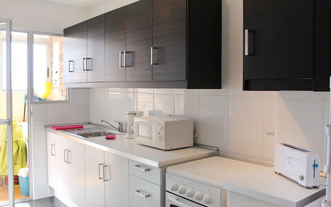 Las Cinco Torres: Cabinetry, Room, Kitchen, Furniture, Property, Countertop, Interior Design, Building, House, Cupboard