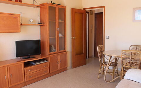 Las Cinco Torres: Furniture, Room, Property, Building, Cabinetry, Interior Design, Cupboard, Floor, House, Real Estate