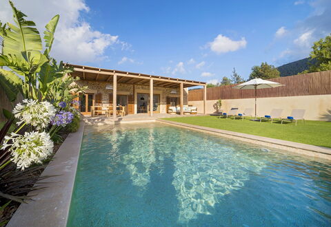 Villa Allegra: Swimming Pool, Resort, Composite Material, Estate, Eco Hotel, Leisure, Shade, Landscaping, Hacienda, Outdoor Furniture