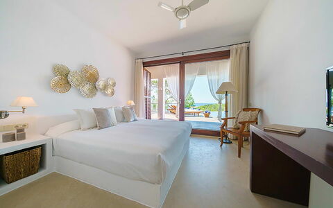 Villa Francisca: Furniture, Bed, Interior Design, Wood, Flooring, Floor, Bedroom, Ceiling, Lighting, Bedding
