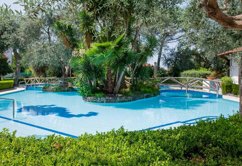 Apartment Amina: Swimming Pool, Resort, Garden, Eco Hotel, Hacienda, Shade, Landscaping, Hotel, Outdoor Furniture, Reflecting Pool