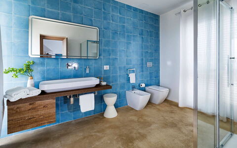 Villa Federica: Plumbing Fixture, Bathroom, Flooring, Interior Design, Sink, Floor, Tap, Bathroom Sink, Plumbing, Mirror
