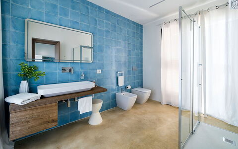 Villa Orietta: Bathroom, Plumbing Fixture, Flooring, Interior Design, Floor, Sink, Tap, Bathroom Sink, Plumbing, Tile