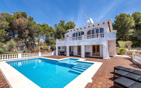 Villa Alejandra: Swimming Pool, Residential Area, Home, Estate, Resort, Mansion, Villa, Balcony, Shade, Hacienda