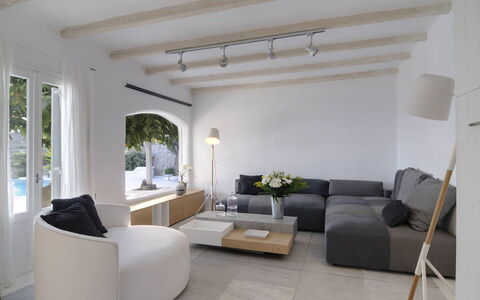Villa Andy: Furniture, Interior Design, Couch, Flooring, Wall, Floor, Living Room, Home, Room, Ceiling