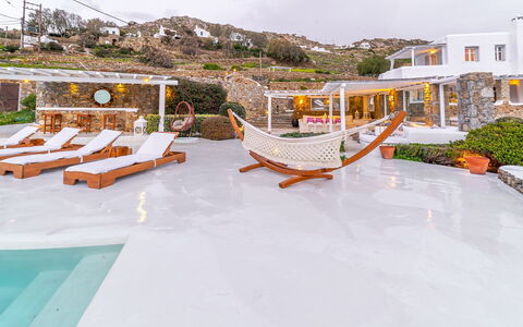 Seaside Villa: Resort, Night, Estate, Hotel, Eco Hotel, Villa, Resort Town, Mansion, Swimming Pool, Hacienda