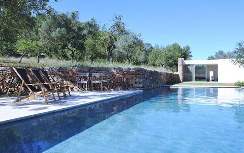 Villa Cave: Swimming Pool, Water Feature, Shade, Landscaping, Outdoor Furniture, Flagstone