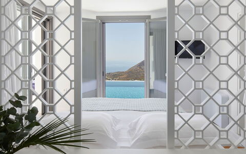 Haleine Suite: Interior Design, Furniture, Floor, Bedroom, Bed, Apartment, Glass, Throw Pillow, Bedding