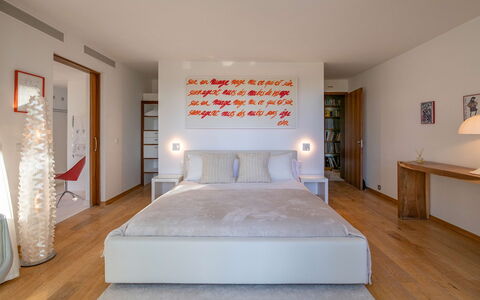 Villa Fabula: Bed, Furniture, Interior Design, Floor, Bedroom, Flooring, Bedding, Wall, Bed Sheet, Room