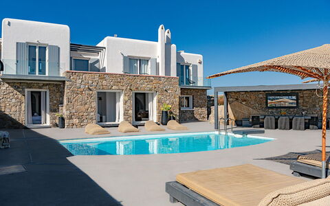 Villa Cocoon: Resort, Swimming Pool, Villa, Hotel, Eco Hotel, Mansion