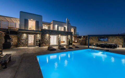 Villa Cocoon: Blue, Swimming Pool, Estate, Resort, Mansion, Villa, Hotel