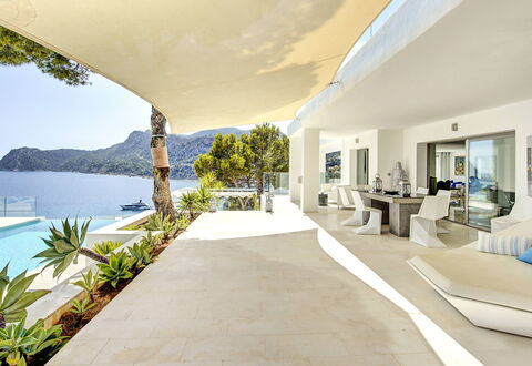 Villa Turchese: Resort, Coastal And Oceanic Landforms, Swimming Pool, Coast, Sea, Outdoor Furniture, Eco Hotel, Chair, Estate