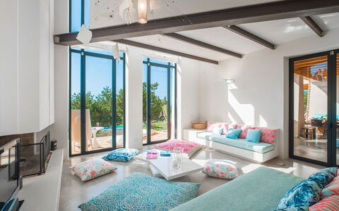 Villa Bouquet: Furniture, Interior Design, Floor, Home, Flooring, Lighting, Room, Table, Living Room, Apartment