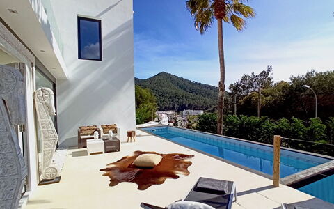 Villa Seahorse: Furniture, Swimming Pool, Chair, Resort, Outdoor Furniture, Shade, Eco Hotel, Hotel, Balcony, Villa