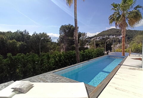 Villa Seahorse: Swimming Pool, Resort, Composite Material, Shade, Eco Hotel, Leisure, Hotel, Outdoor Furniture, Tropics
