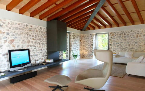 Villa Arch: Furniture, Interior Design, Flooring, Wall, Floor, Wood, Ceiling, Home, Living Room, Room
