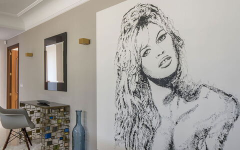 Villa Bridgitte: Wall, Furniture, Interior Design, Floor, Flooring, Bedroom, Room, Home, Bed