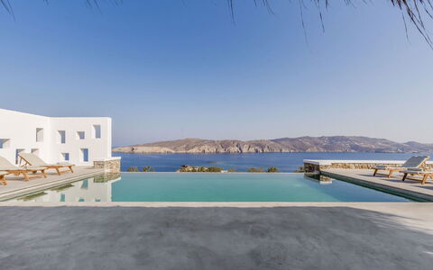 Villa Vesper: Lake, Mountain Range, Coast, Swimming Pool, Estate, Reservoir, Villa, Resort Town, Resort, Bay