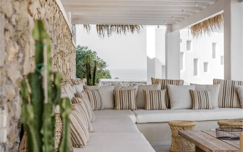 Villa Vesper: Furniture, Throw Pillow, Outdoor Furniture, Cushion, Natural Material, Pillow, Living Room, Design, Resort